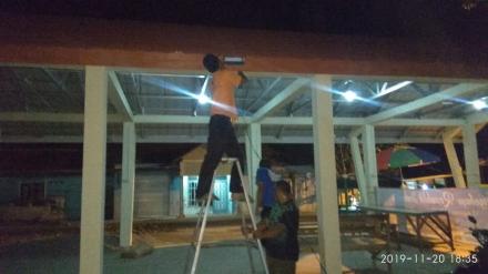 Pemasangan Lampu di sekitar Desa Panjangrejo